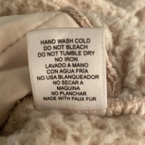 Love Tree plush Sherpa pullover size medium cream quarter zip - Picture 6 of 6